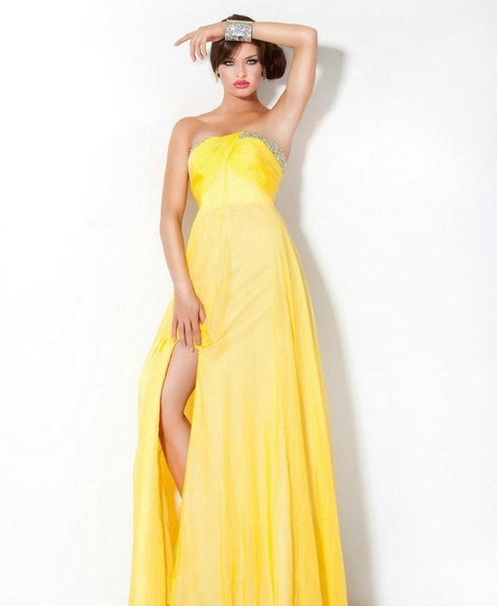 Элегантные желтые платья для праздника
