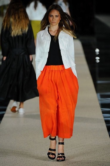 Цвет года 2012 от PANTONE – Tangerine Tango Цвет года 2012 от PANTONE – Tangerine Tango